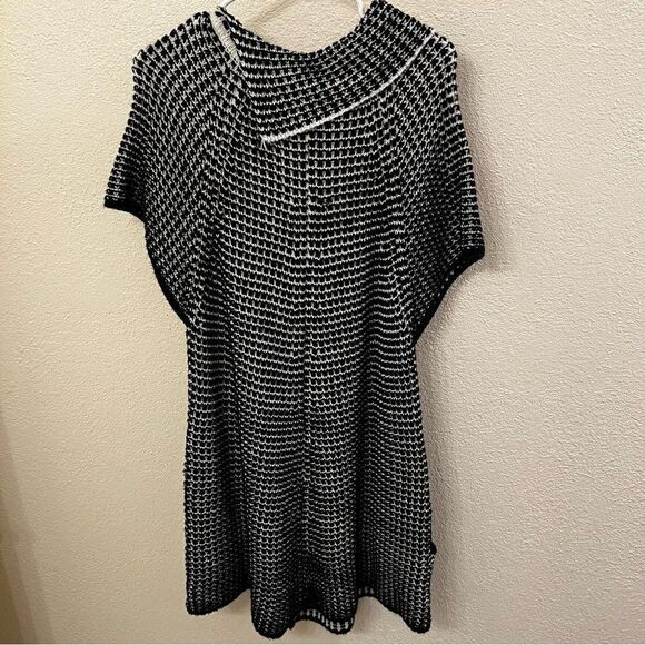 Diva D Sweater Dress (Size 1XL) - Picture 2 of 4